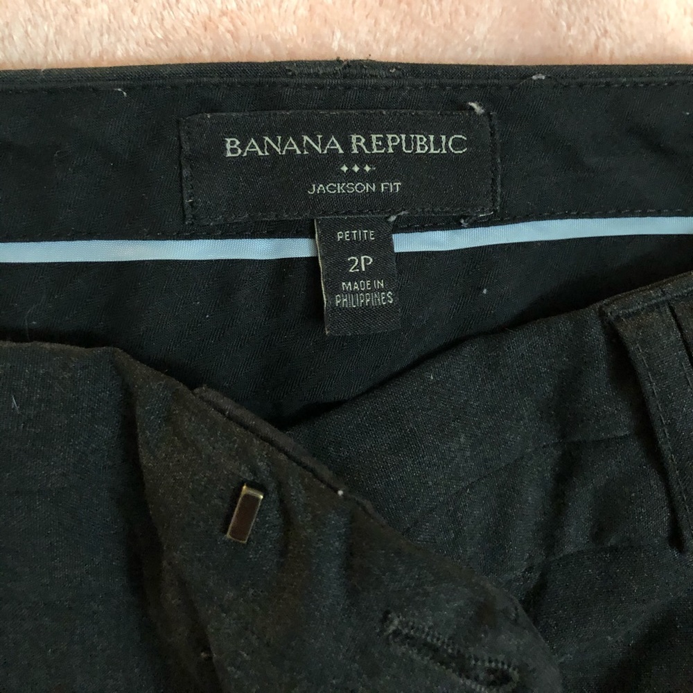 Size 2P Banana Republic Jackson Fit Pants